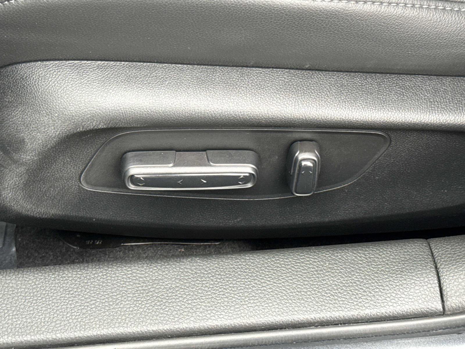 Used 2024 Honda Civic Touring image 17