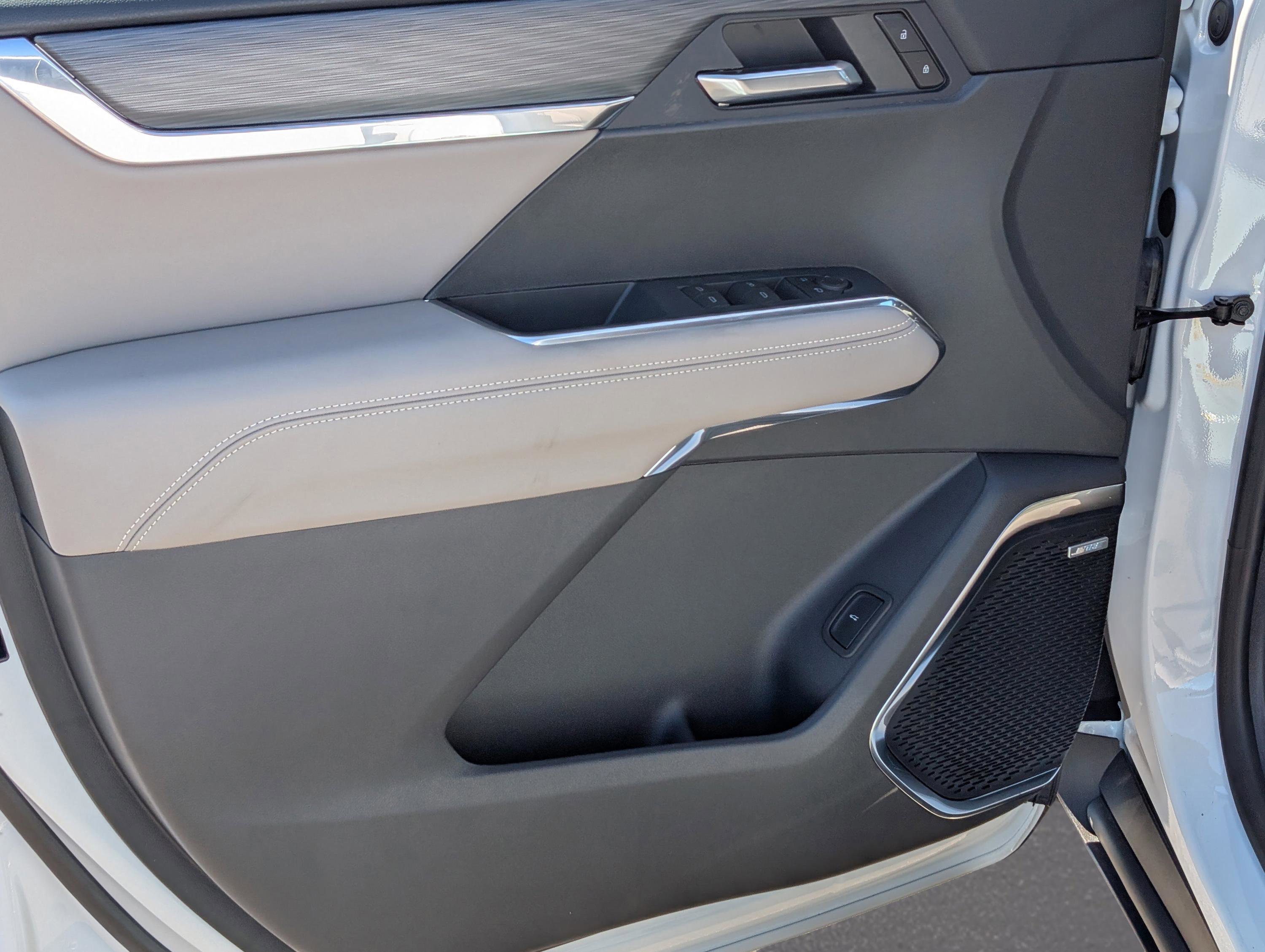 New 2026 GMC Acadia Elevation image 15