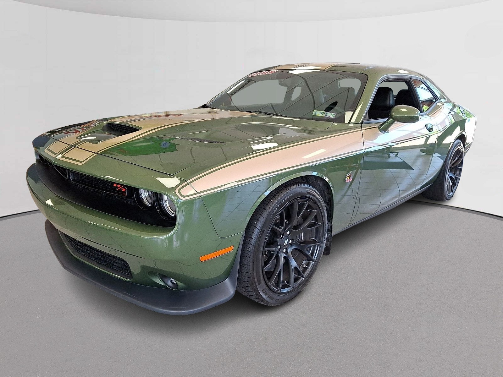 Used 2019 Dodge Challenger R/T Scat Pack w/ Dynamics Package RWD image 5