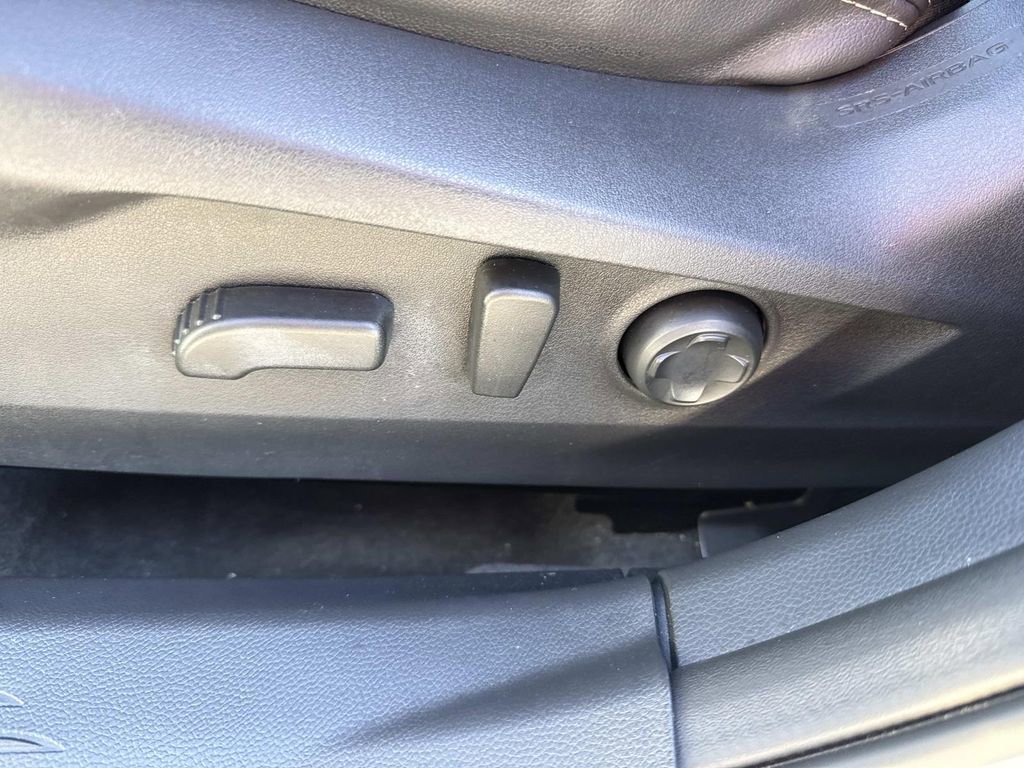 Used 2023 Subaru Outback Limited image 27