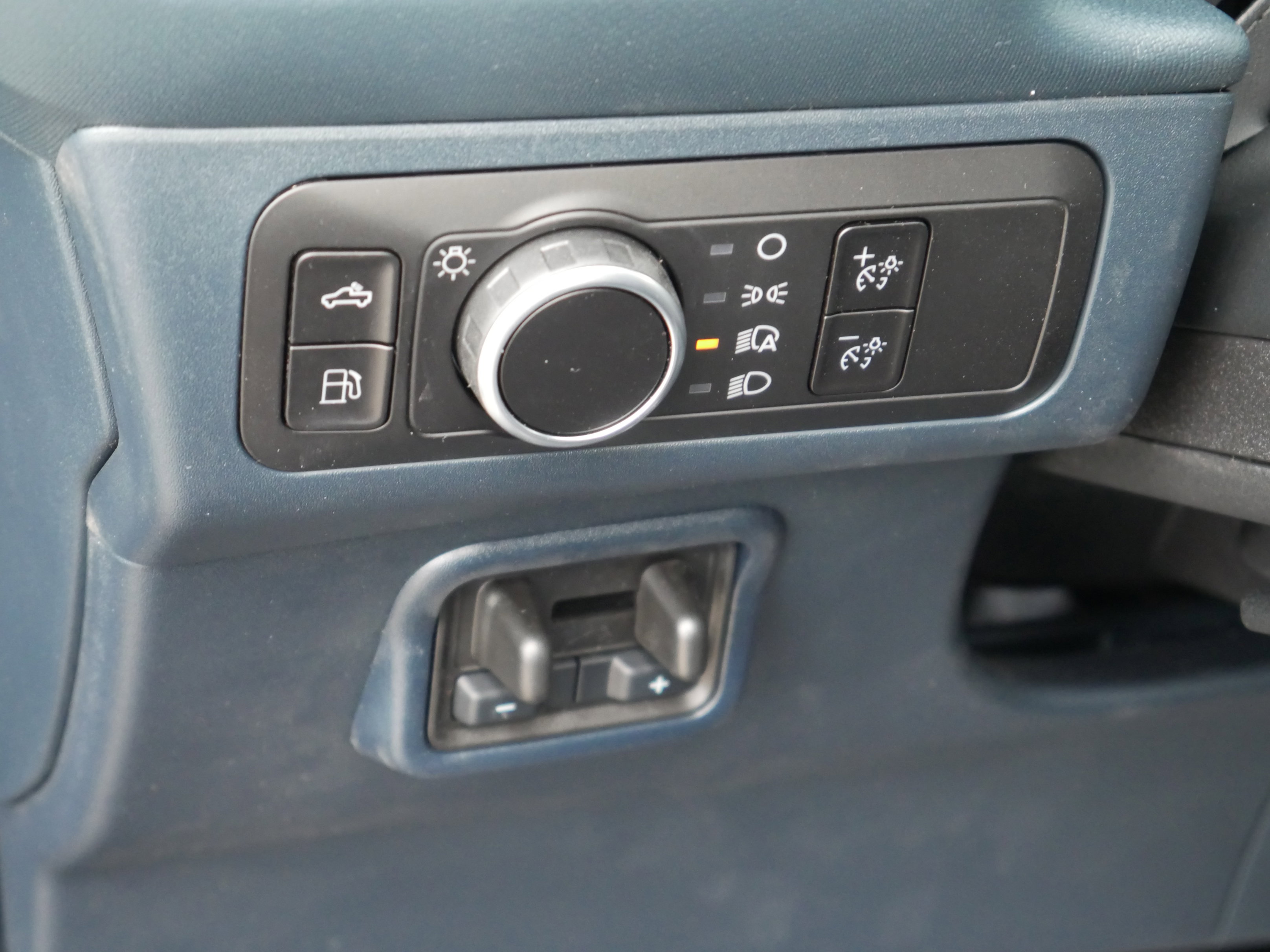 New 2026 Ford Maverick XLT w/ Equipment Group 301A image 5