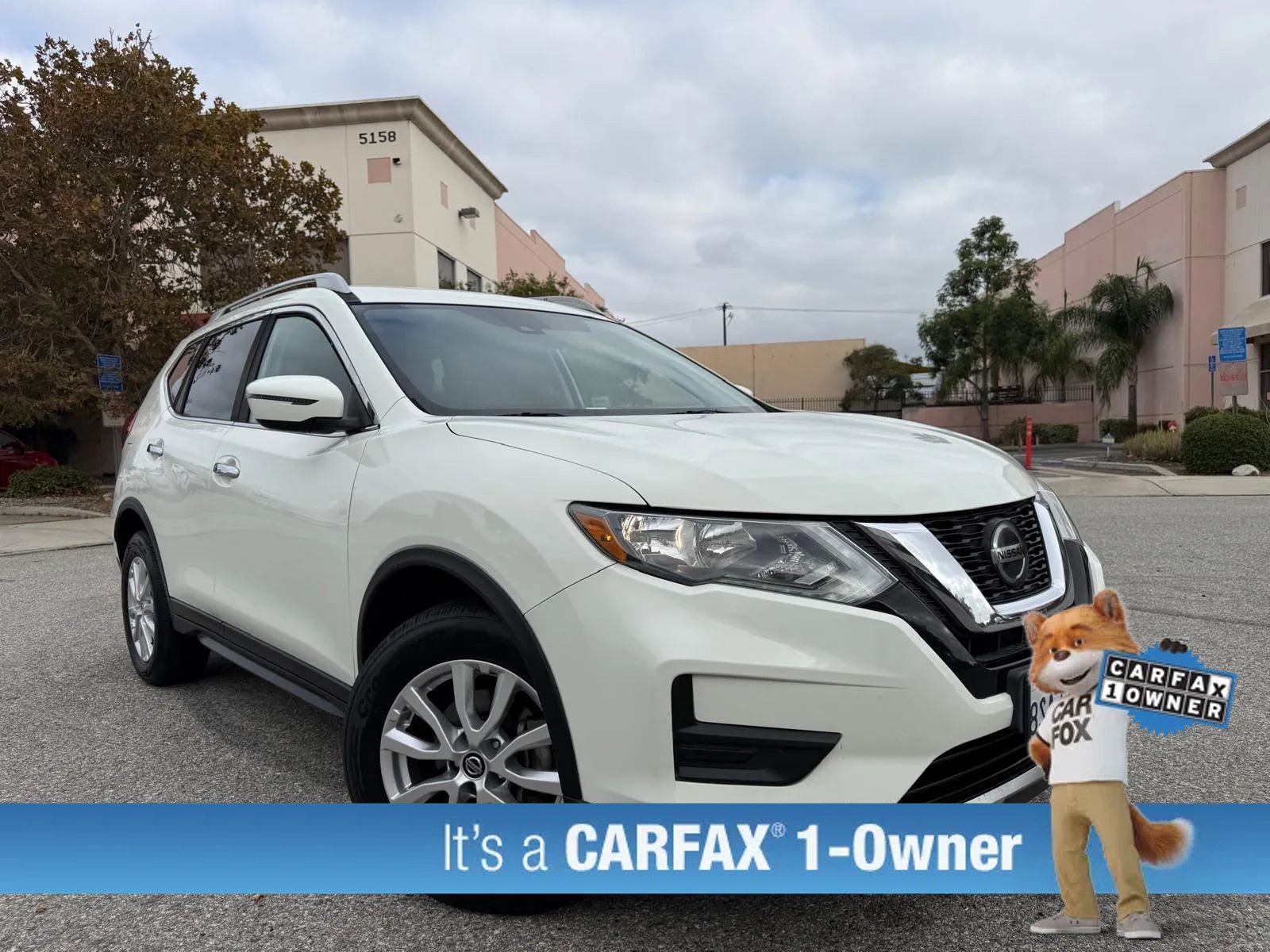 Used 2020 Nissan Rogue SV AWD/4WD image 1