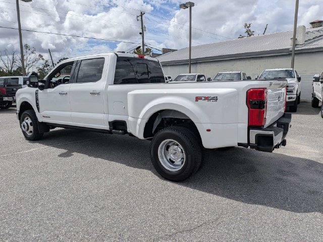 New 2027 Ford F350 Lariat w/ Lariat Ultimate Package AWD/4WD image 3
