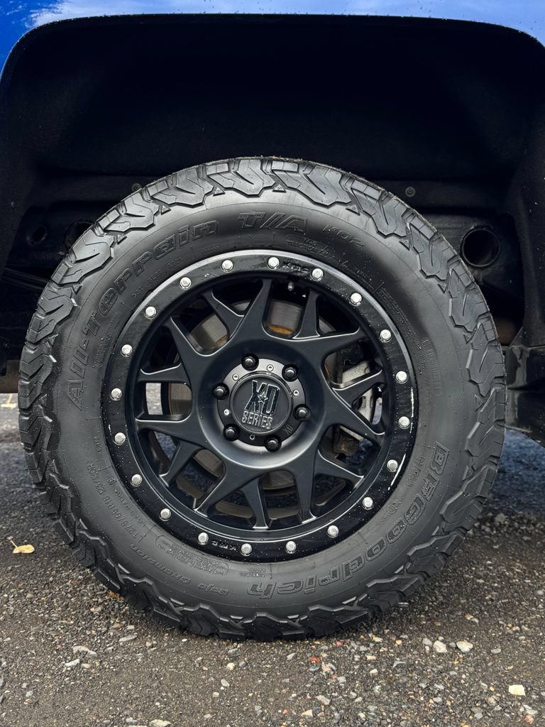 Used 2014 Chevrolet Silverado 1500 LT AWD/4WD image 47