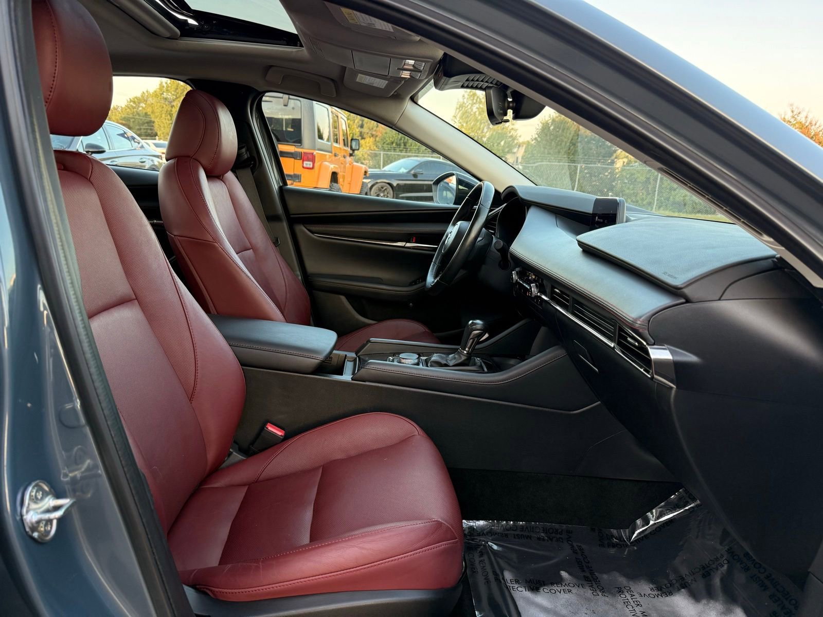 Used 2024 MAZDA MAZDA3 s image 21