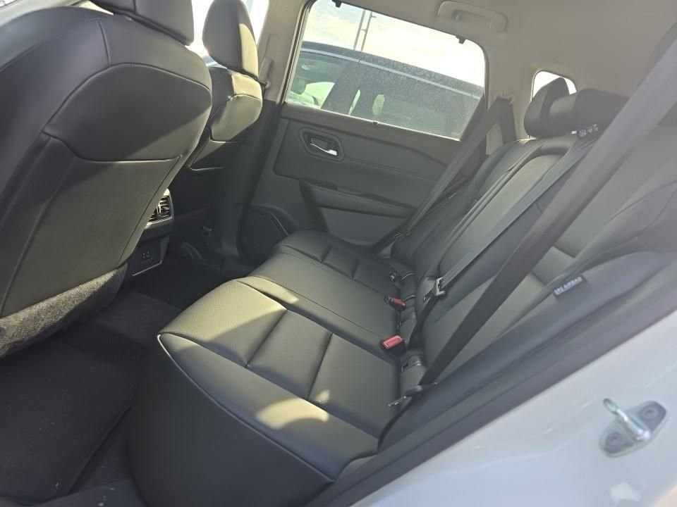 Certified 2023 Nissan Rogue SV w/ SV Premium Package image 11