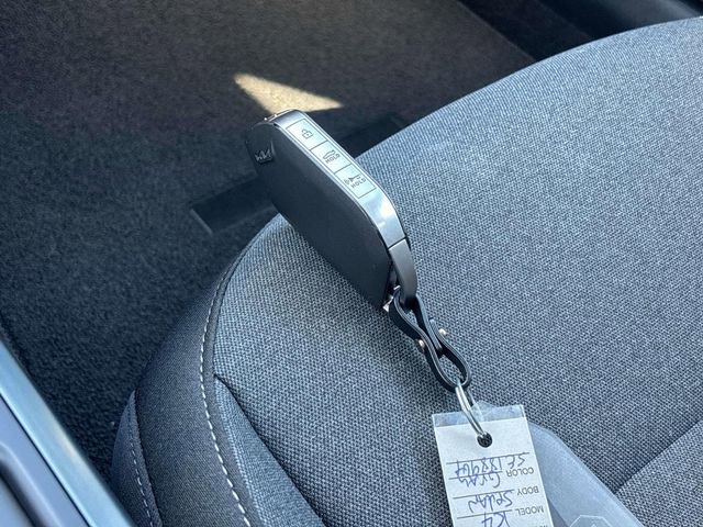 Used 2025 Kia K4 FWD image 27