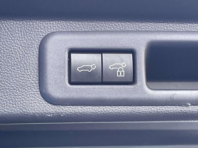 Used 2023 Toyota Sequoia Limited w/ Tow Technology Package image 11