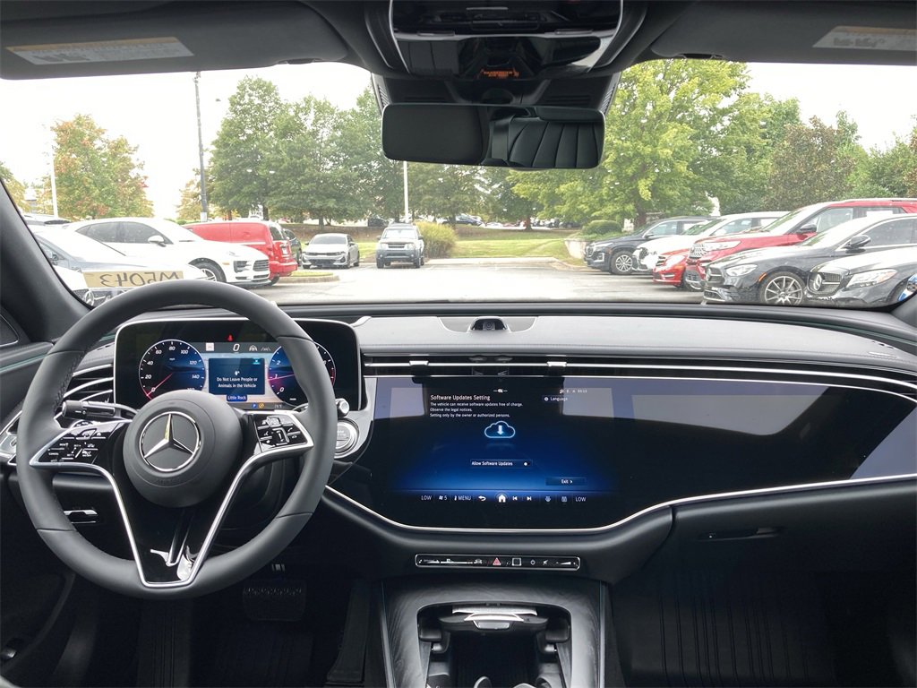 New 2026 Mercedes-Benz E 350 4MATIC Sedan image 20