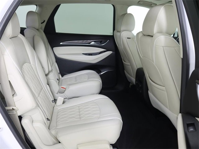 Used 2022 Buick Enclave Avenir w/ Avenir Technology Package image 14