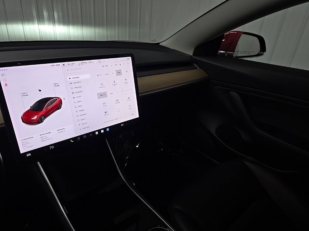 Used 2018 Tesla Model 3 Long Range image 24