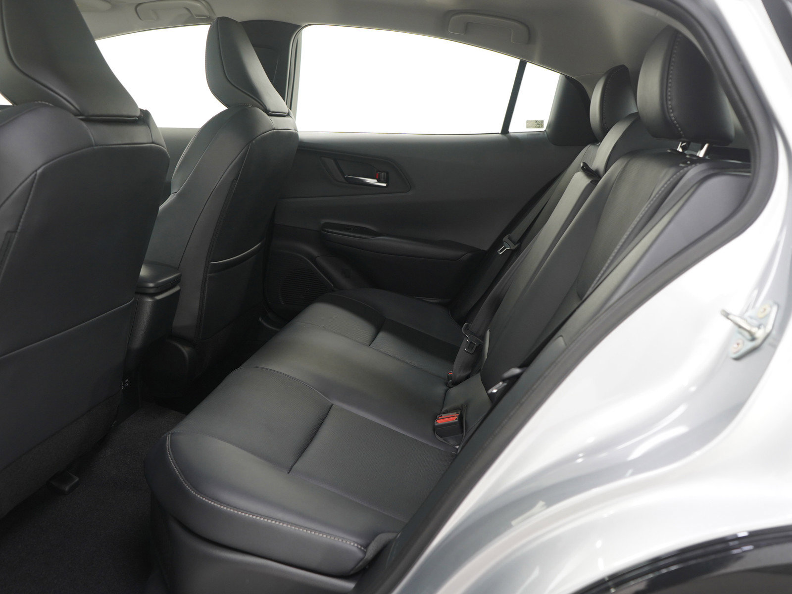 Used 2025 Toyota Prius Limited image 16