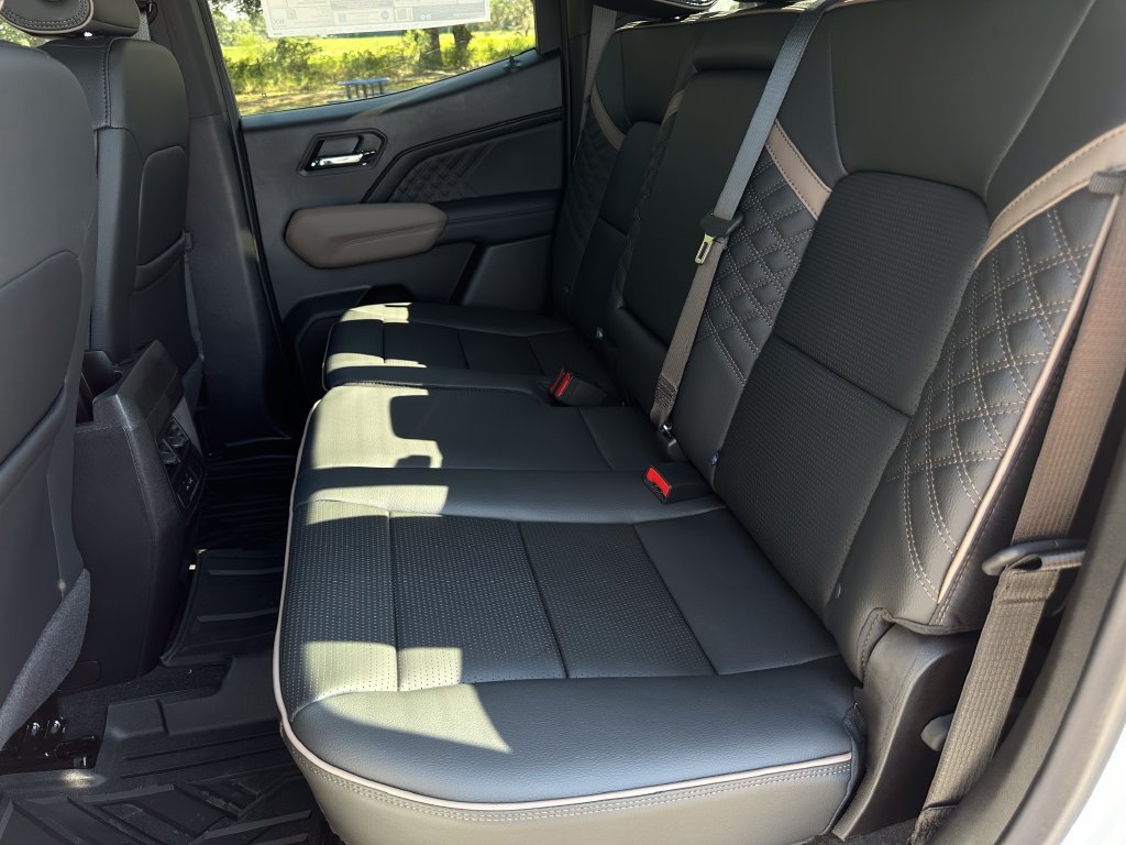 New 2026 GMC Canyon Denali AWD/4WD image 12