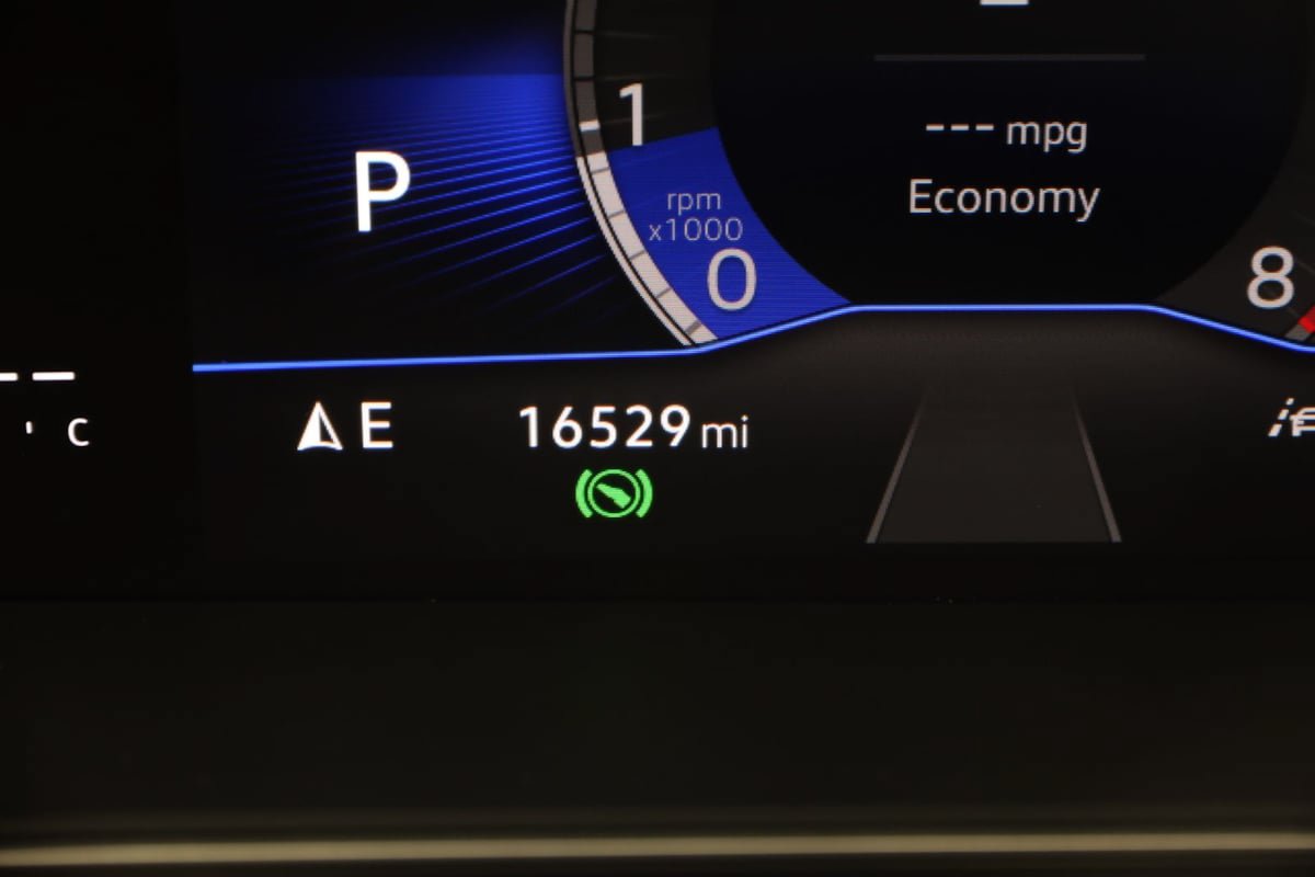 Used 2025 Volkswagen Jetta SE w/ Sunroof Package FWD image 37