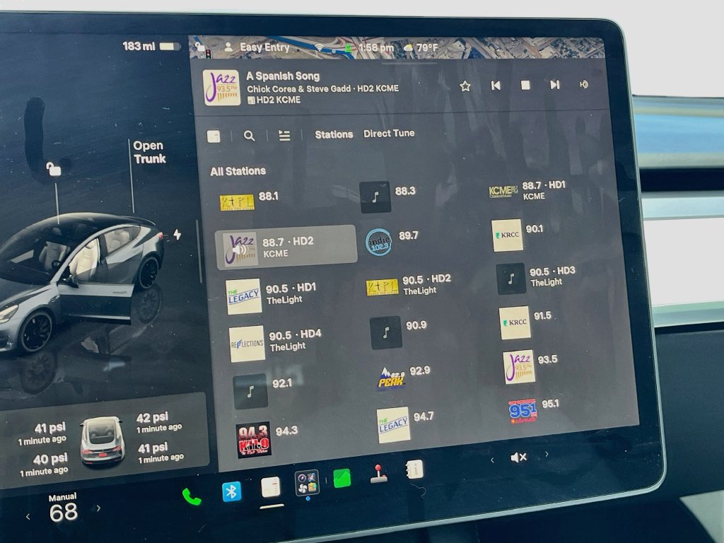 Used 2022 Tesla Model 3 Performance AWD/4WD image 14