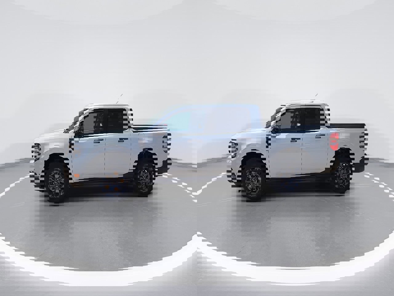 New 2025 Ford Maverick XLT w/ XLT Luxury Package image 4