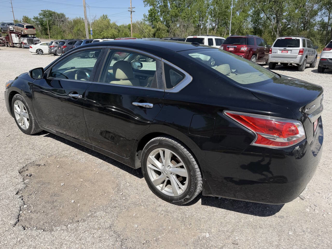 Used 2014 Nissan Altima 2.5 SL w/ Moonroof Package FWD image 5