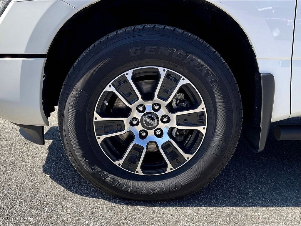 Used 2024 Nissan Titan SV w/ Accessory Utility Package AWD/4WD image 7