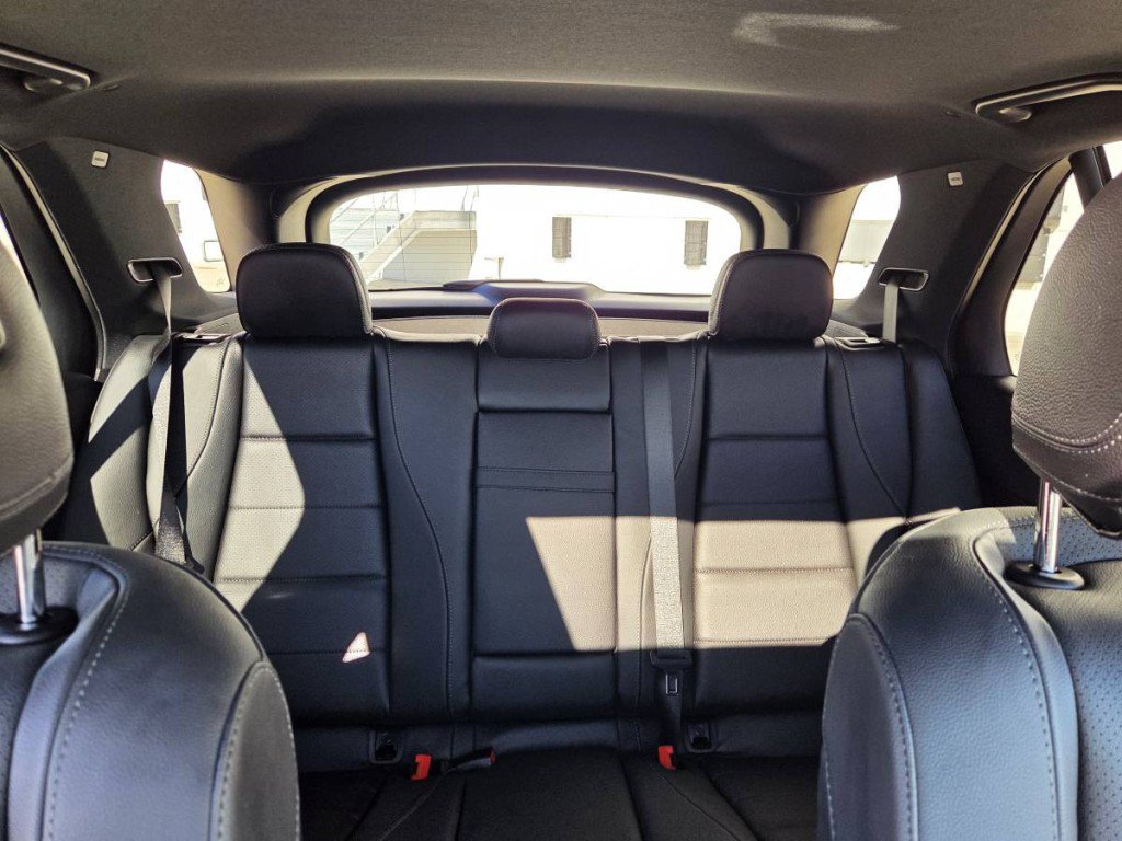 Used 2024 Mercedes-Benz GLE 350 4MATIC image 14