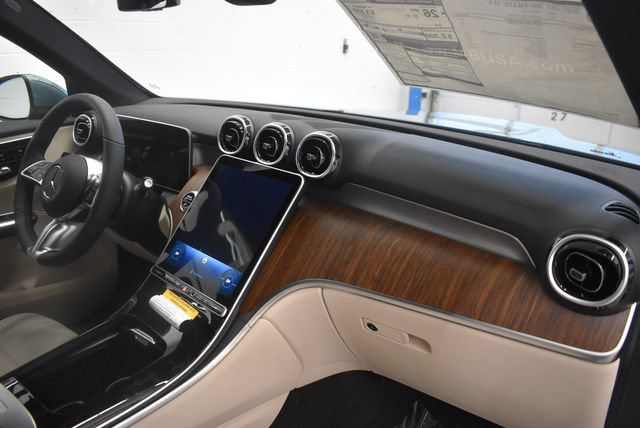 New 2027 Mercedes-Benz GLC 300 4MATIC image 18