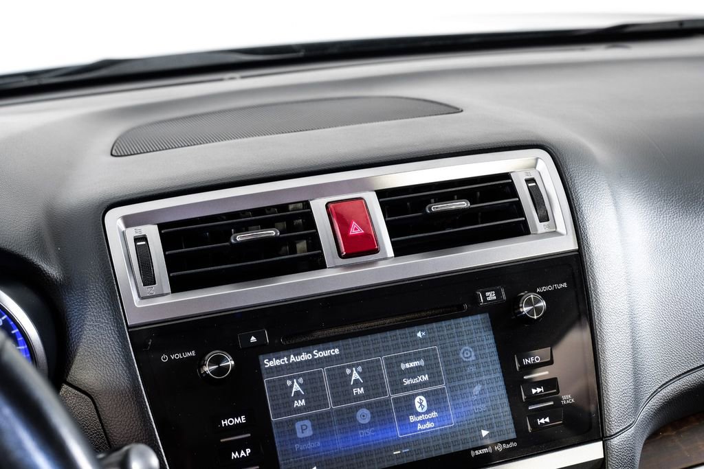 Used 2016 Subaru Outback 3.6R Limited image 24