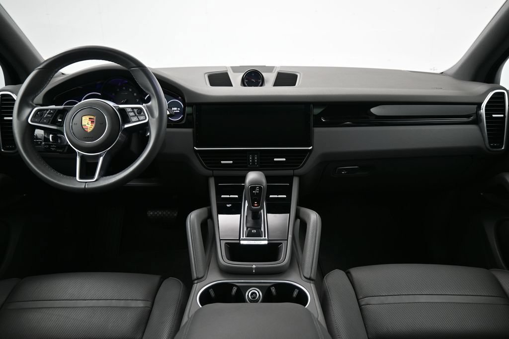 Certified 2020 Porsche Cayenne AWD/4WD image 9