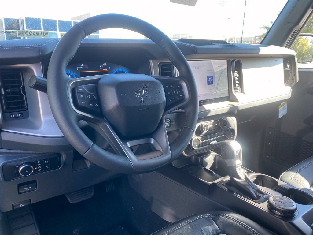 New 2026 Ford Bronco Outer Banks AWD/4WD image 19