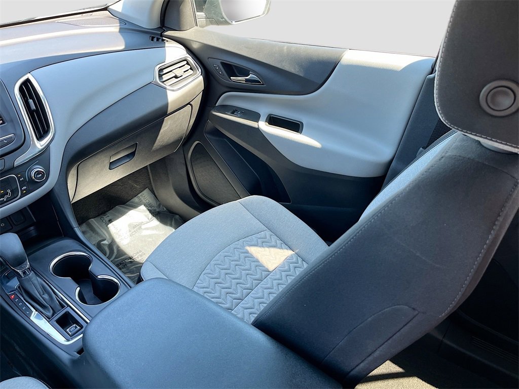 Used 2024 Chevrolet Equinox LS w/ LS Convenience Package image 21