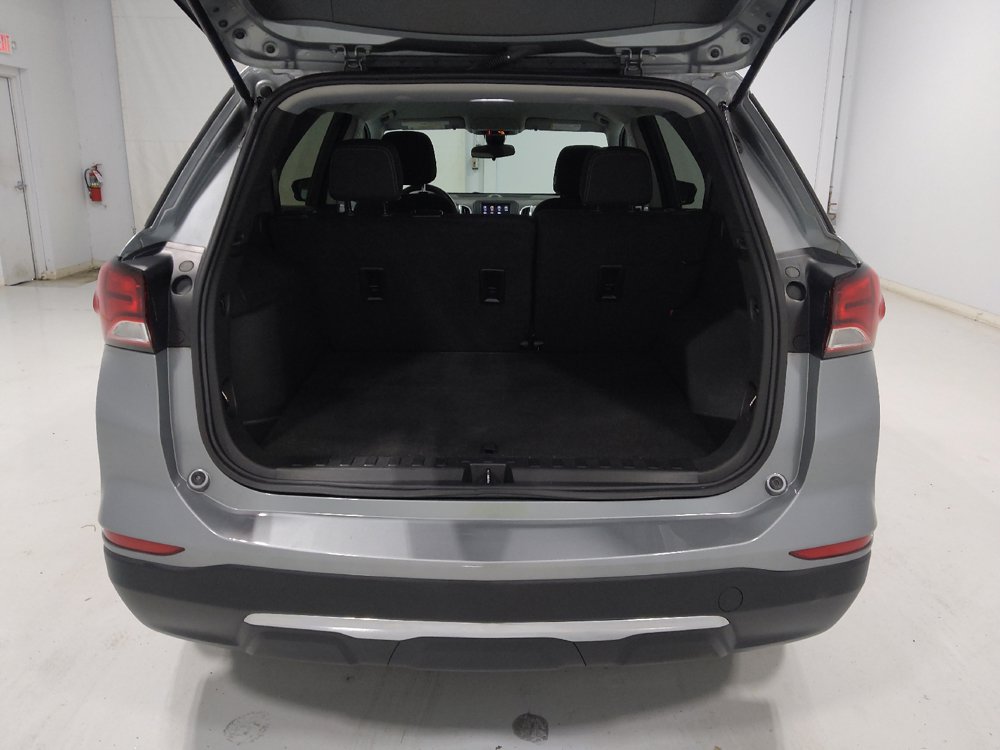 Used 2023 Chevrolet Equinox LT FWD image 29