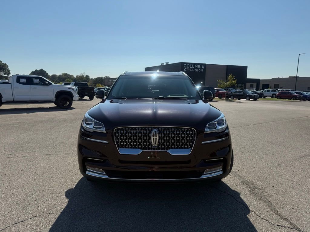 Used 2023 Lincoln Aviator Reserve w/ Equipment Group 201A image 4