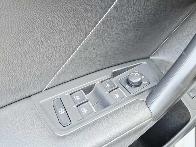 Used 2024 Volkswagen Tiguan Wolfsburg Edition image 27