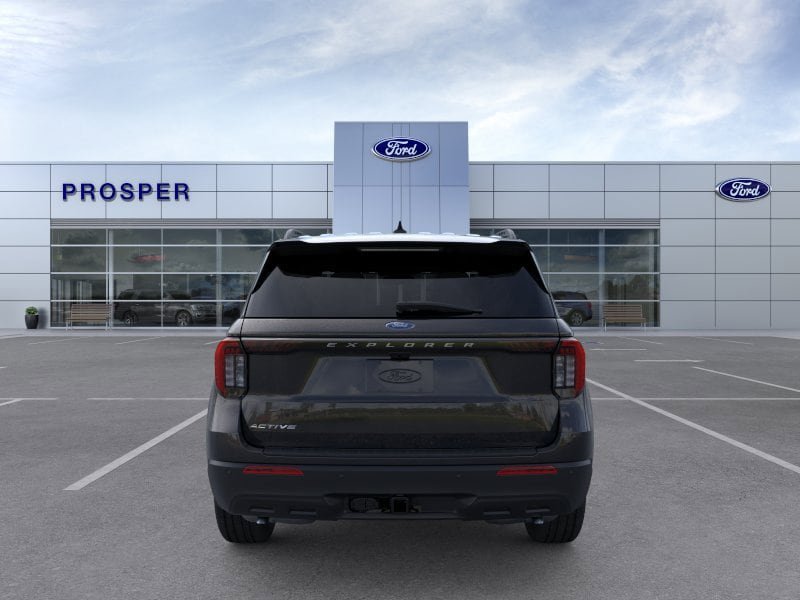 New 2026 Ford Explorer Active RWD image 5