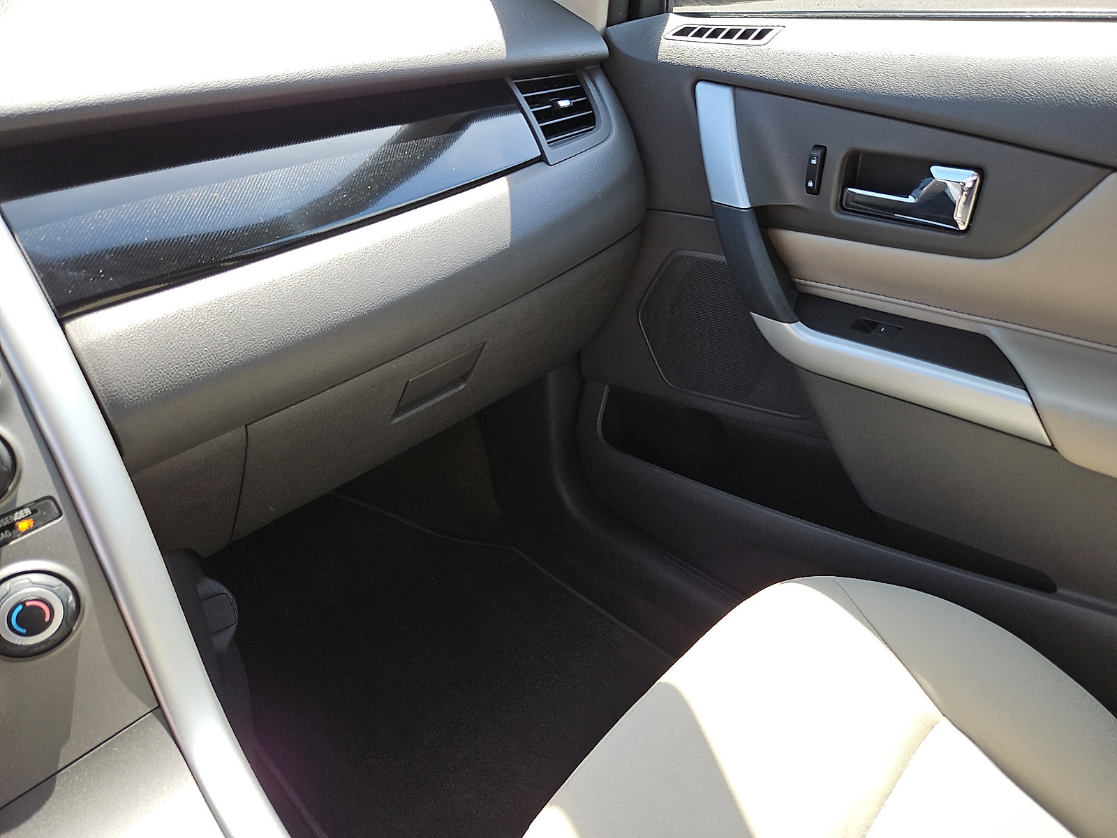 Used 2013 Ford Edge SE FWD image 20