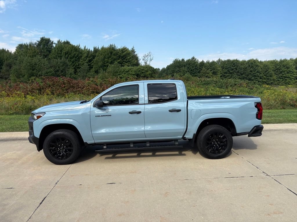 Used 2025 Chevrolet Colorado W/T w/ WT Custom Package RWD image 6