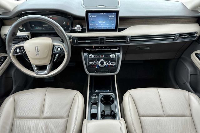 Used 2022 Lincoln Corsair Reserve w/ Equipment Group 201A image 5