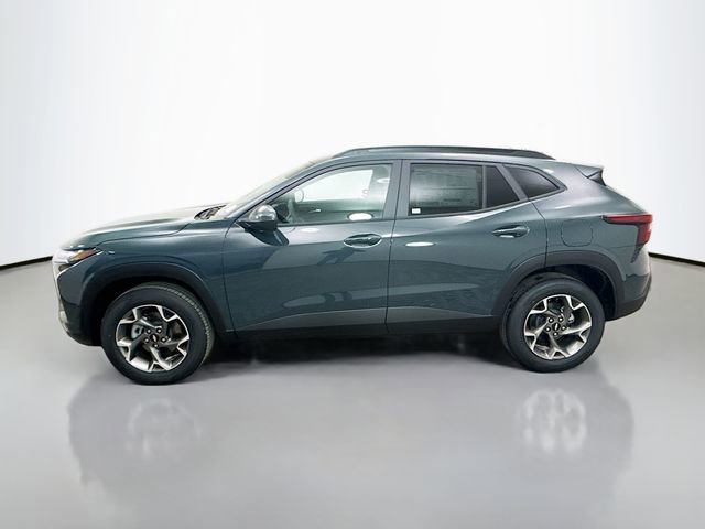 New 2026 Chevrolet Trax LT w/ Driver Confidence Package image 5