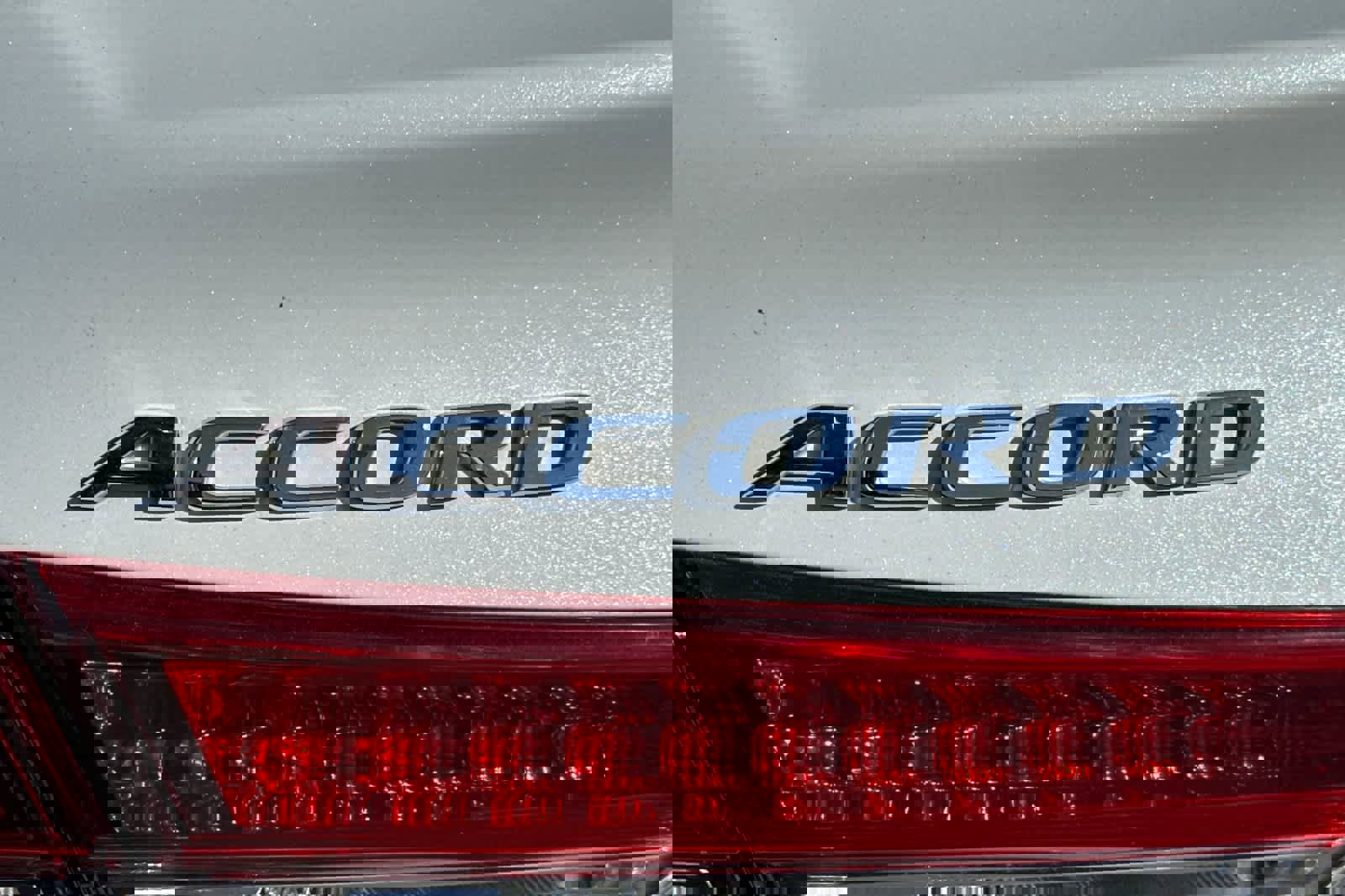 Used 2019 Honda Accord EX image 31