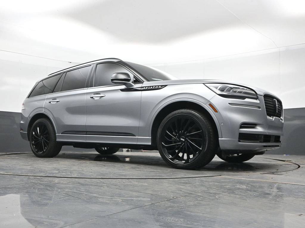 Used 2023 Lincoln Aviator Reserve w/ Equipment Group 201A image 50