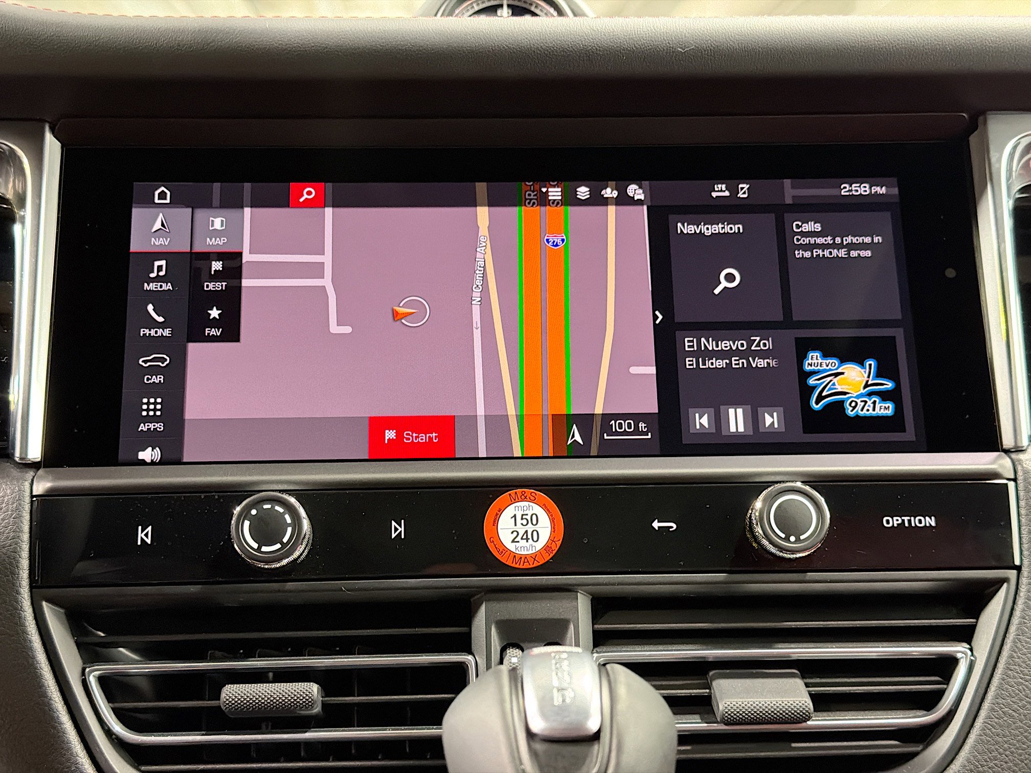 Certified 2026 Porsche Macan Turbo AWD/4WD image 32