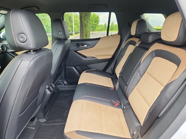 New 2027 Chevrolet Equinox ACTIV w/ Safety and Technology Package AWD/4WD image 15