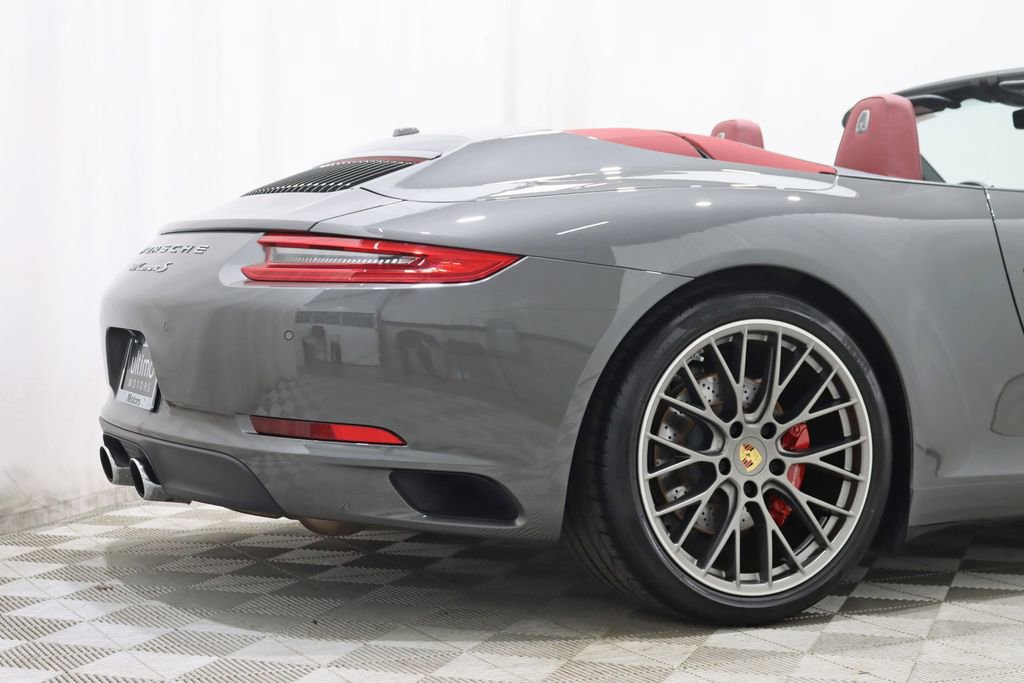 Used 2018 Porsche 911 Carrera S RWD image 11