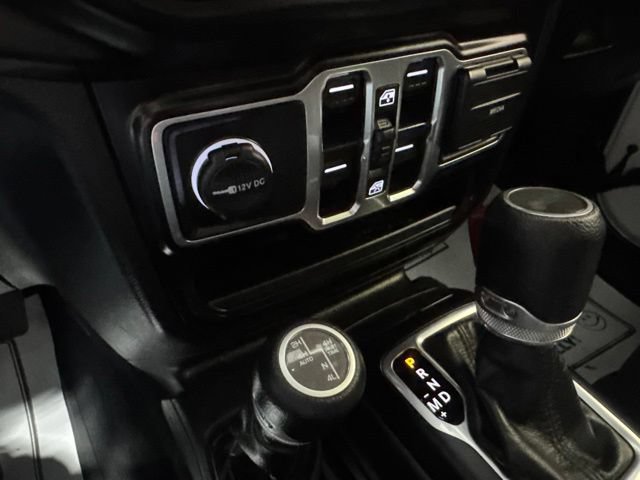 Used 2023 Jeep Wrangler Unlimited w/ 8.4" Radio Group AWD/4WD image 15