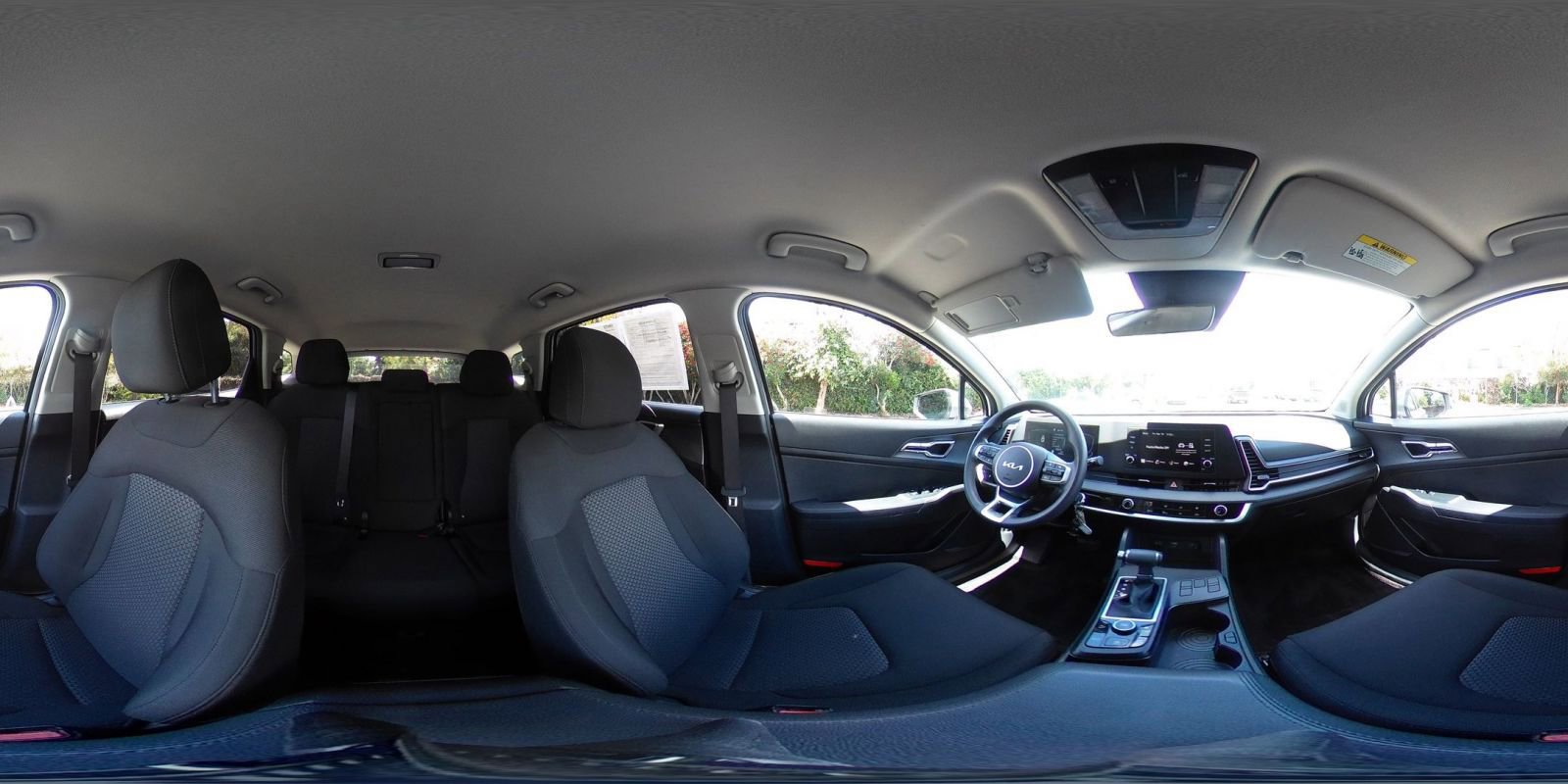 Used 2025 Kia Sportage LX FWD image 41
