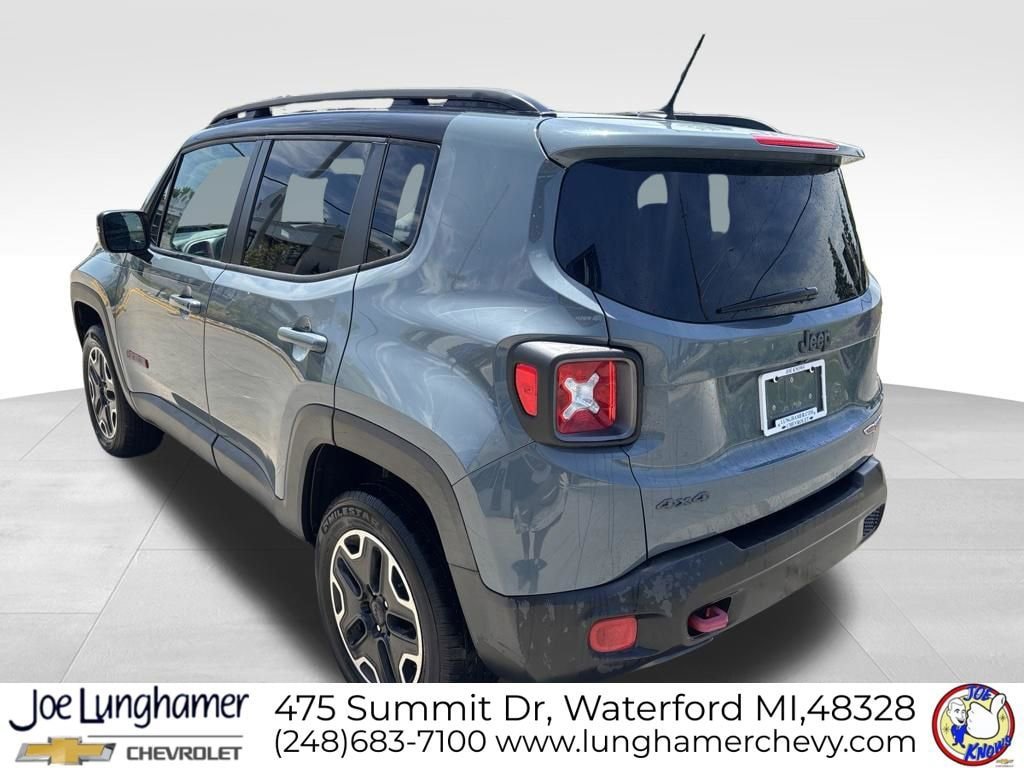 Used 2016 Jeep Renegade Trailhawk AWD/4WD image 6