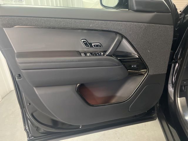 Used 2024 Land Rover Range Rover Sport Dynamic SE image 8
