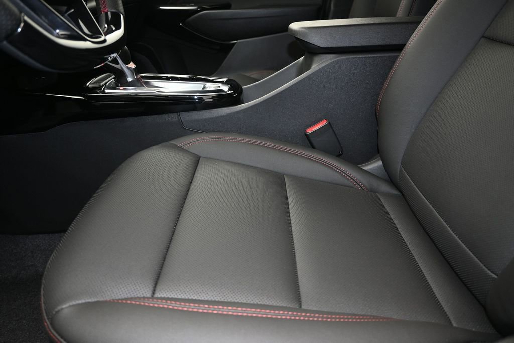 New 2026 Chevrolet Trax RS w/ Sunroof Package FWD image 13