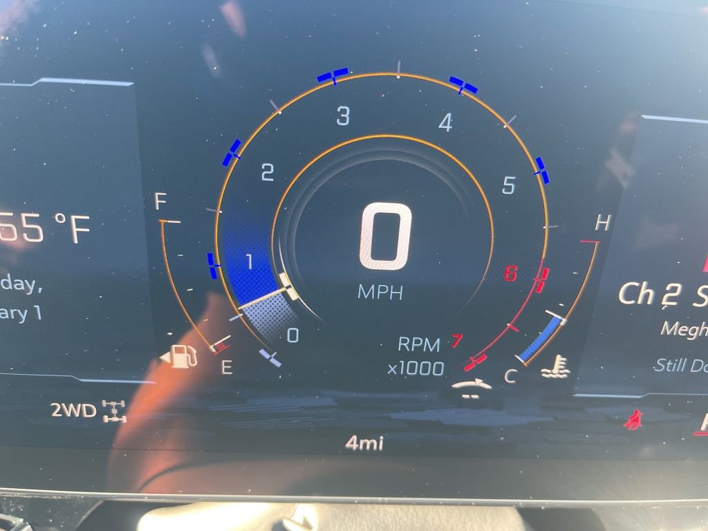 New 2026 Chevrolet Suburban Premier image 24