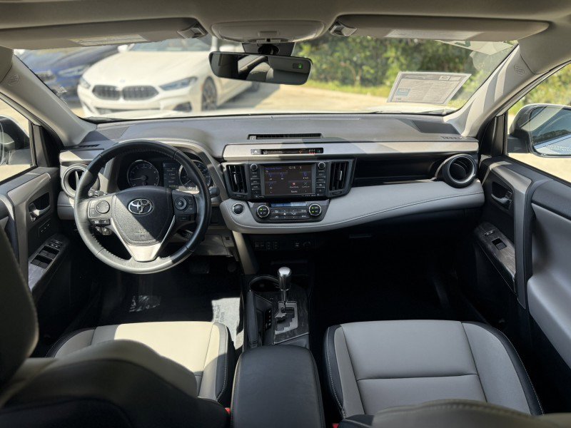 Used 2018 Toyota RAV4 Platinum image 19