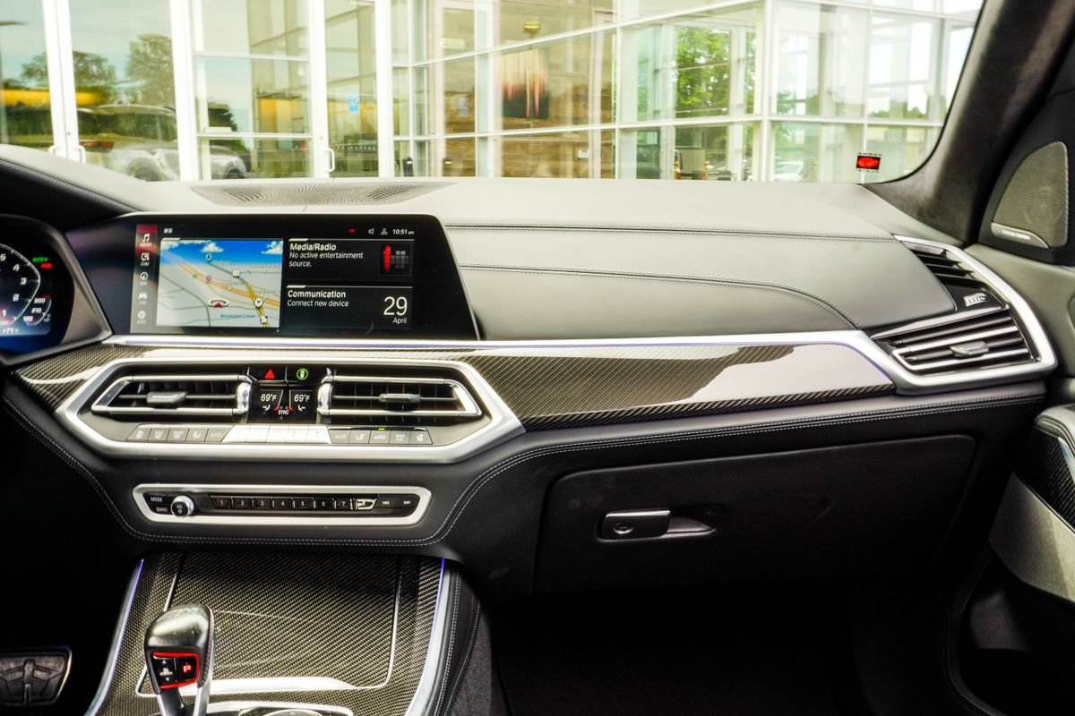 Used 2022 BMW X5 M w/ Executive Package AWD/4WD image 18