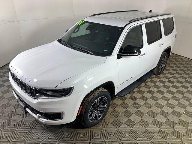 Used 2024 Jeep Wagoneer Series II w/ Flexible Seating Group image 9